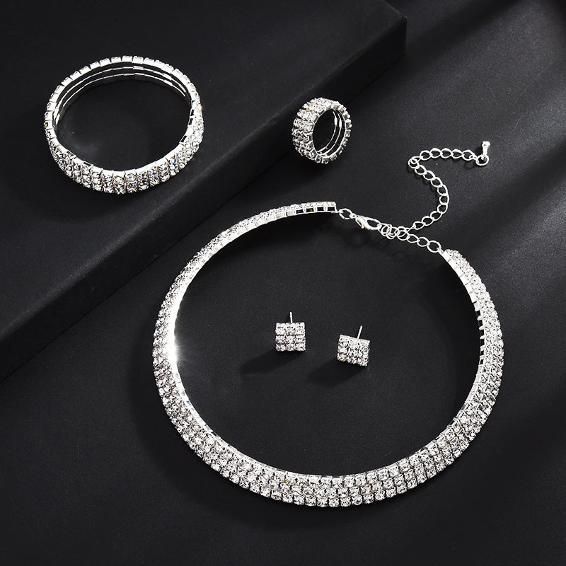 Überzogenes Krallen-Diamant-Perlen-Vierteiliges Set Mehrschicht-Halskette