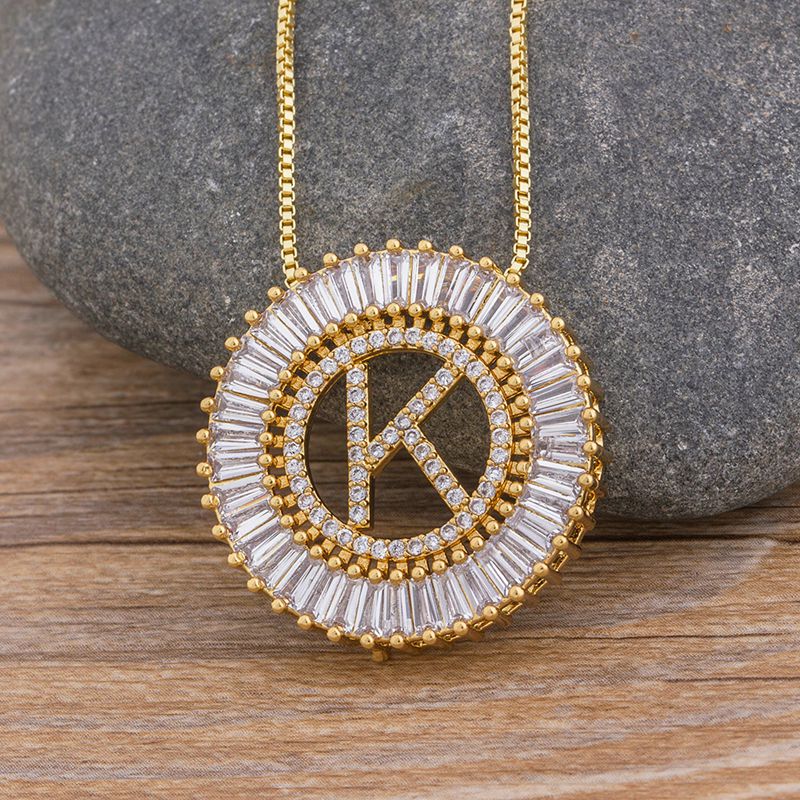 Collar con colgante de iniciales de la A a la Z clásico
