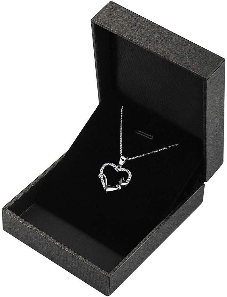 Collar con Colgante de Gato con Forma de Corazón y Diamantes Completos