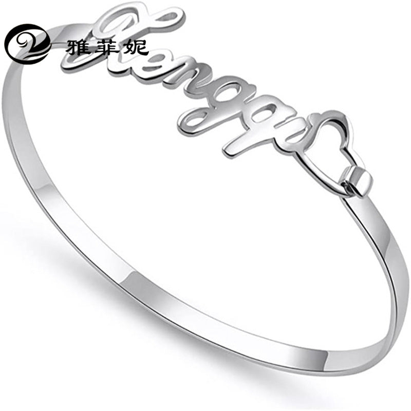 Individualisiertes Namensarmband, personalisierte Armreifen, Edelstahlschmuck