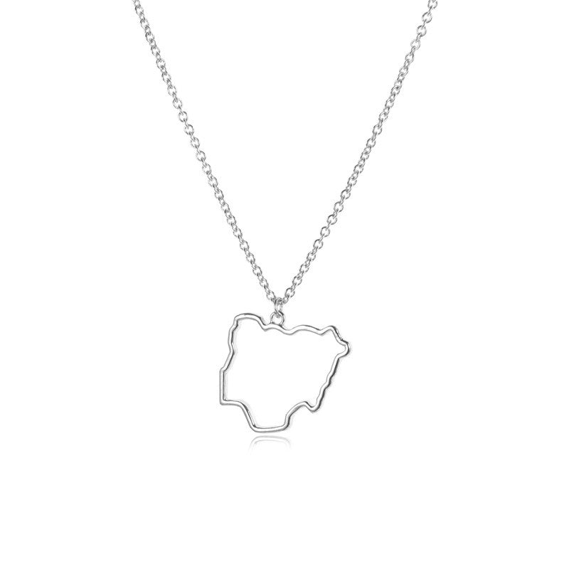 Collar con el mapa de un país Collar con el mapa de una ciudad natal europea