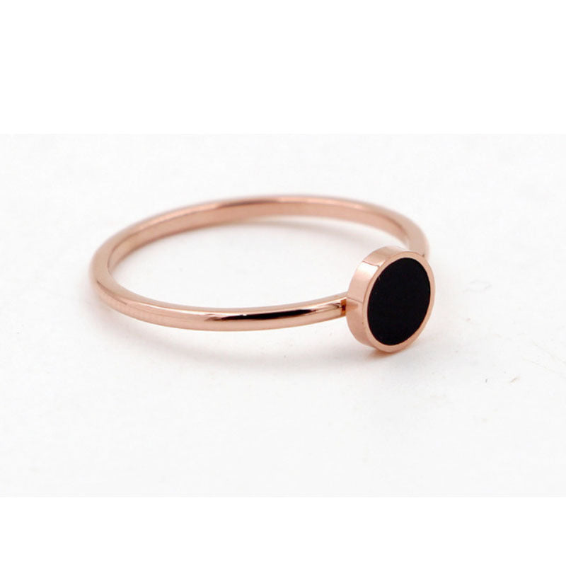 Schwarzer runder Zeigefingerring Damen Trendy Titanstahl Vergoldet Roségold Armband