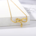 Collar de acero inoxidable con colgante para mujer