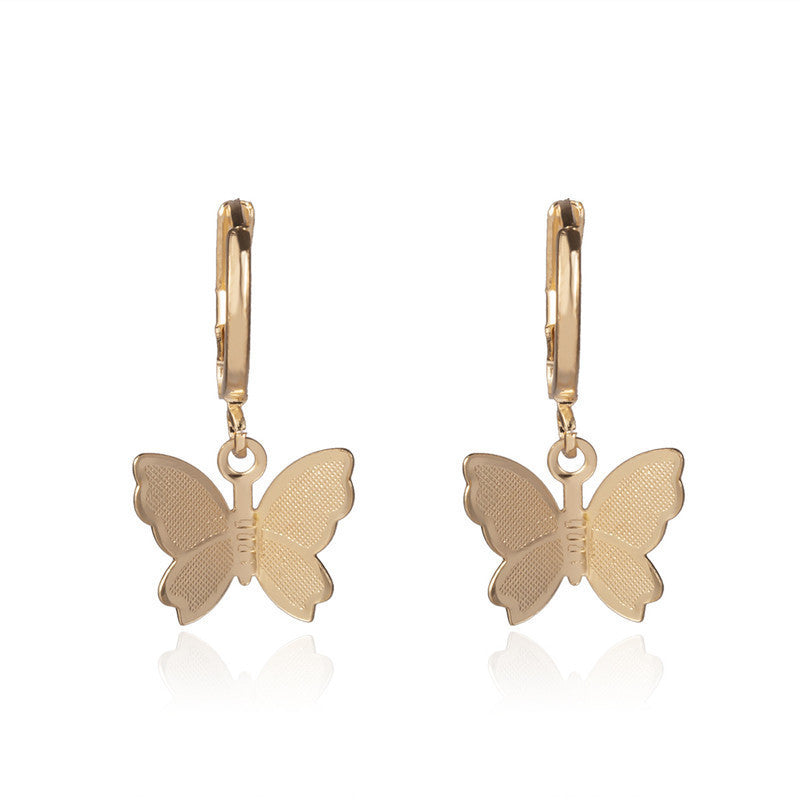 Collar con colgante de mariposa