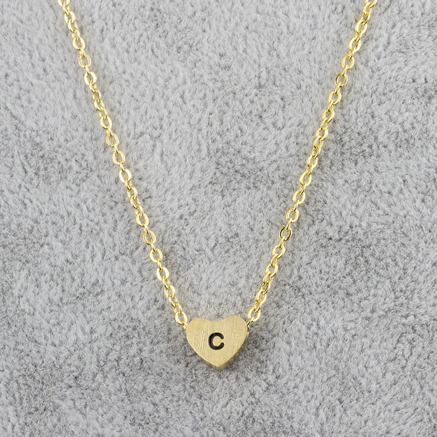 Collar con colgante de 26 letras de acero inoxidable para mujer