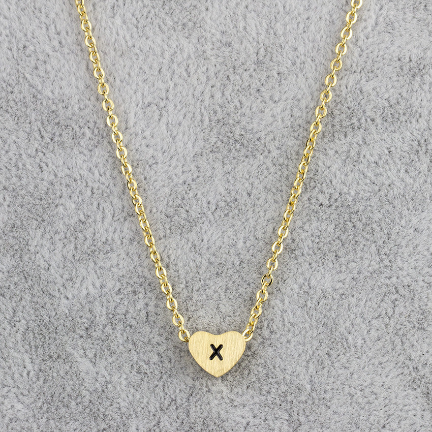 Collar con colgante de 26 letras de acero inoxidable para mujer