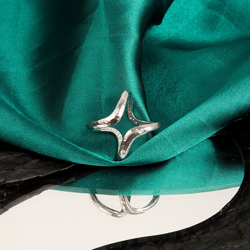 Ring Damen Minimalistisches Alufolien-Muster Linien-Ring