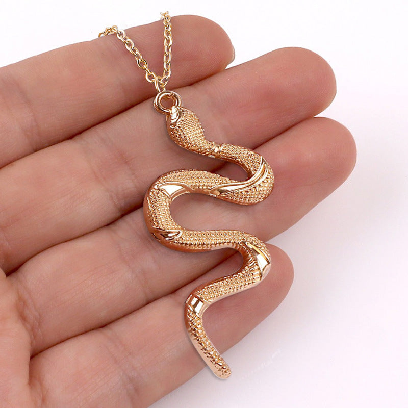 Übertriebene Halskette Kalter Wind Viper Schmuck Damenhalskette