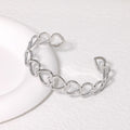 Pulsera de titanio en forma de corazón, no se desvanece