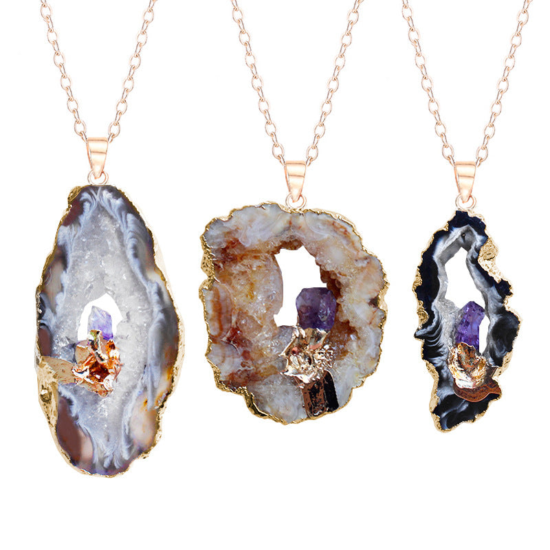 Unregelmäßiger Brasil-Achat-Kristall-Loch-Anhänger mit eingelegtem Amethyst-Rohstein