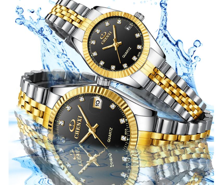 Reloj de pareja dorado para hombres