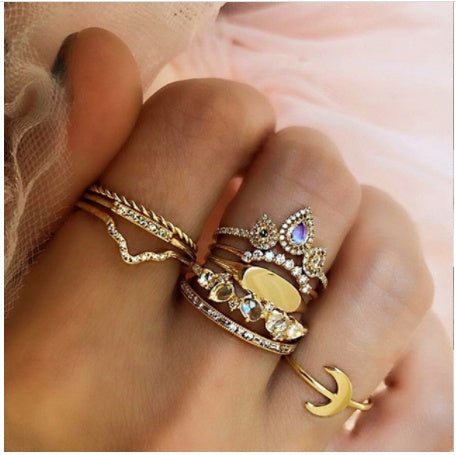 Diamantbesetzter Ring