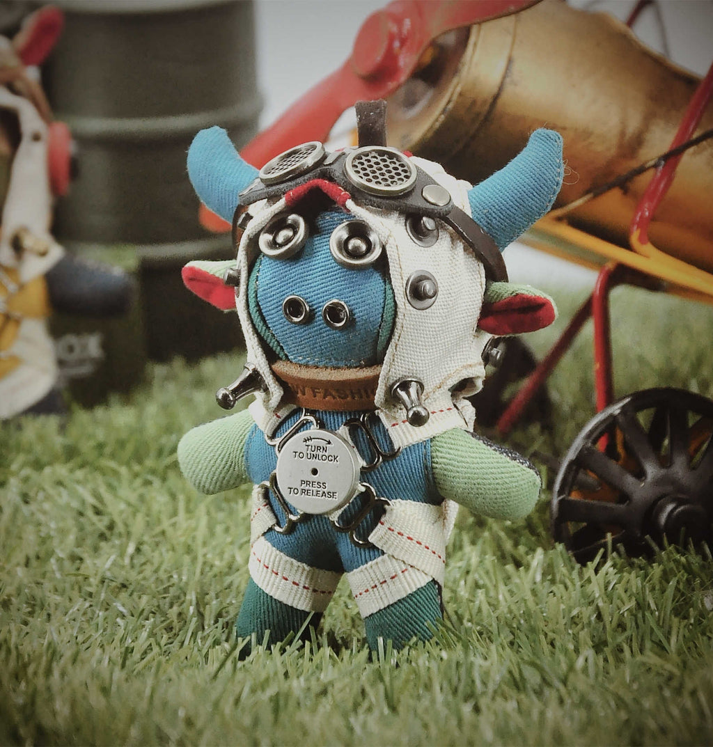 Llavero colgante de piloto de vaca, estilo retro, pequeño y lindo