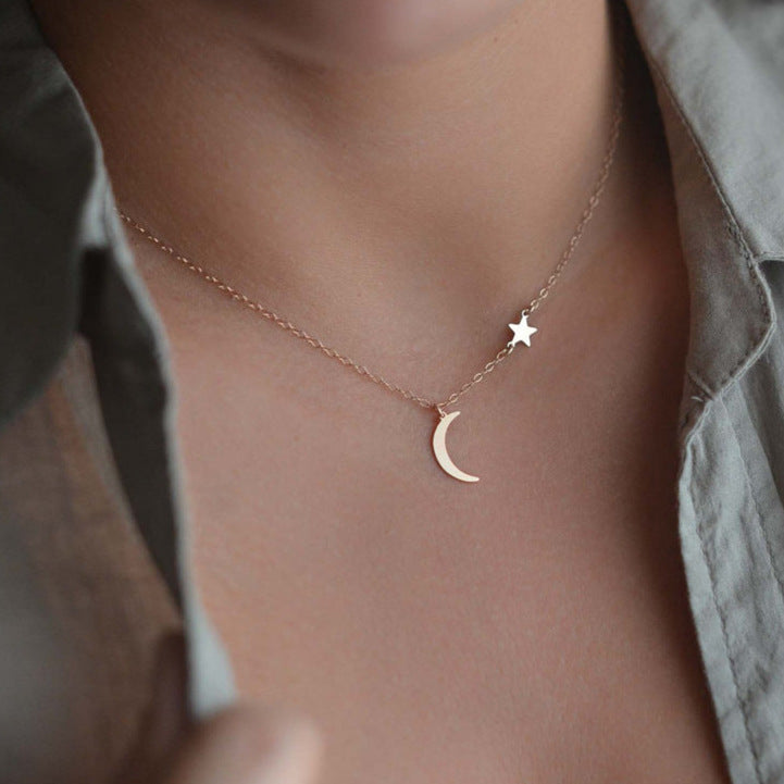 Einfache Stern-Mond-Halskette
