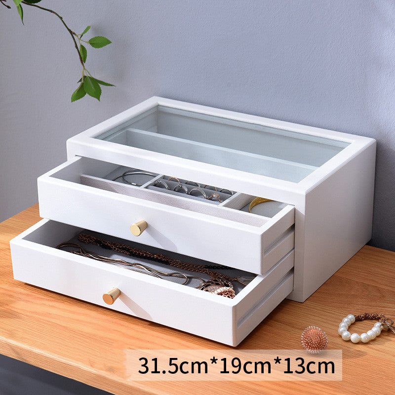 Einfache Schmuckschatulle aus Holz für Make-up