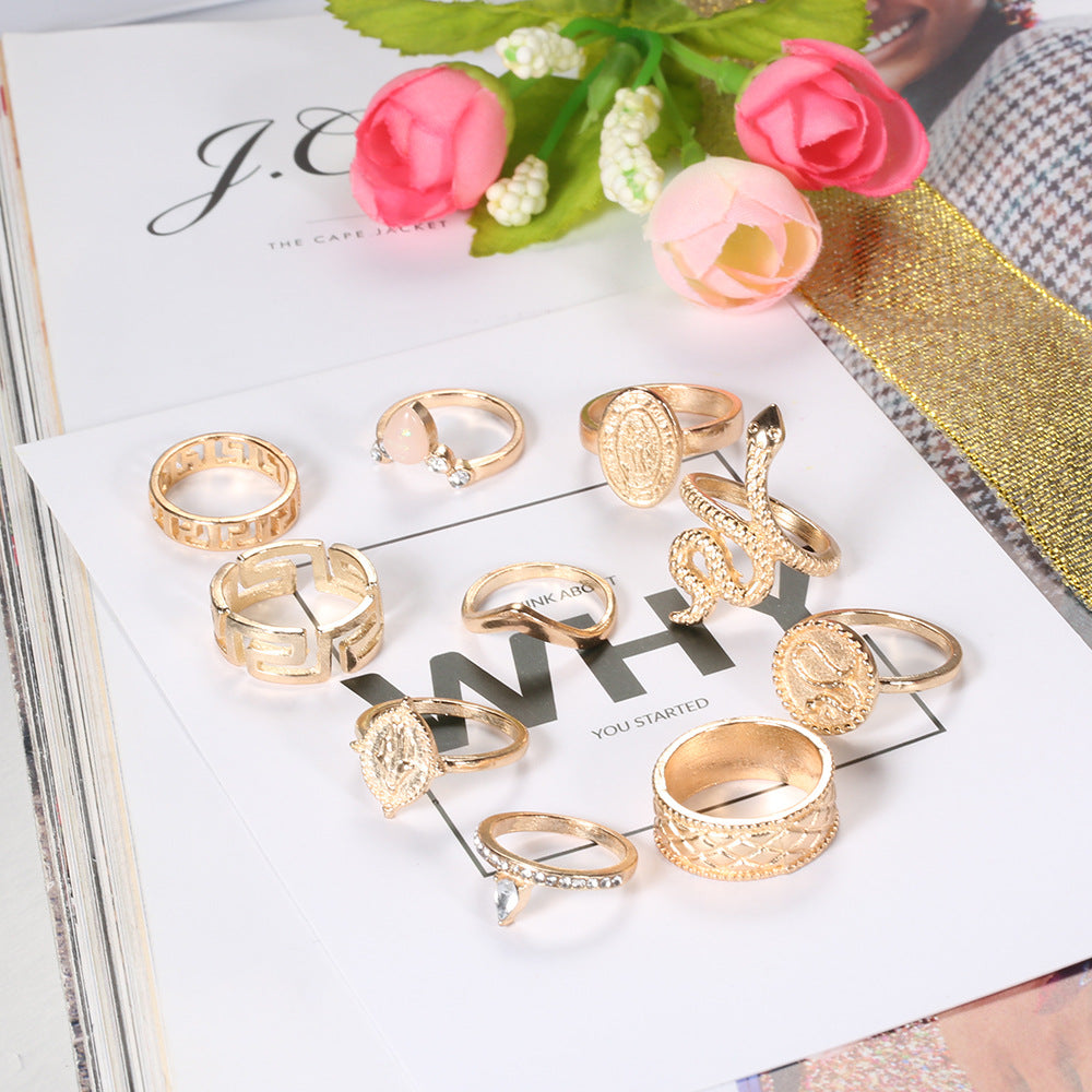 Anillo de 10 piezas con forma de diamante