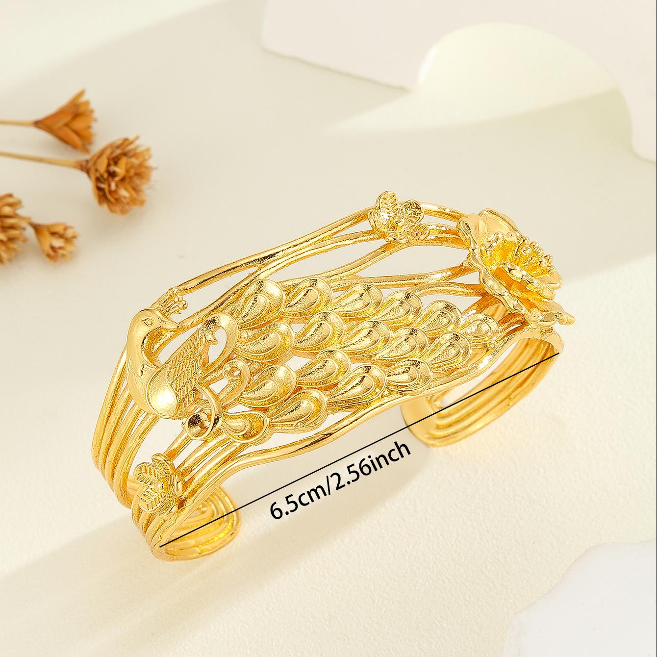 1 pulsera vintage de lujo con textura tallada en oro, exquisita pulsera con diseño de pavo real y flores