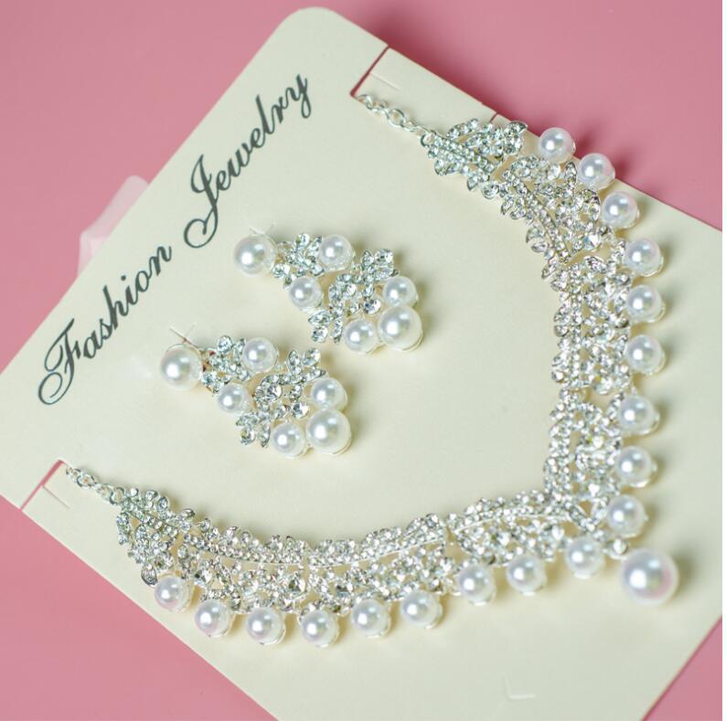Perlenkette Brautkette und Ohrringset