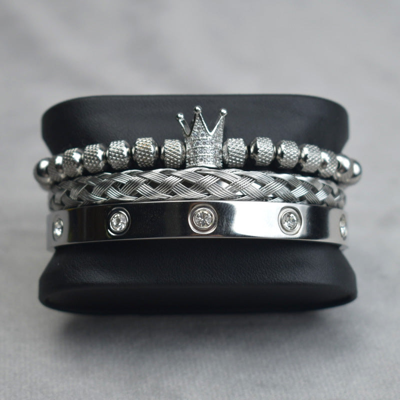 Malla Tejida En Espiral Con Corona De Bola De Piña Y Pulsera Digital Con Diamantes