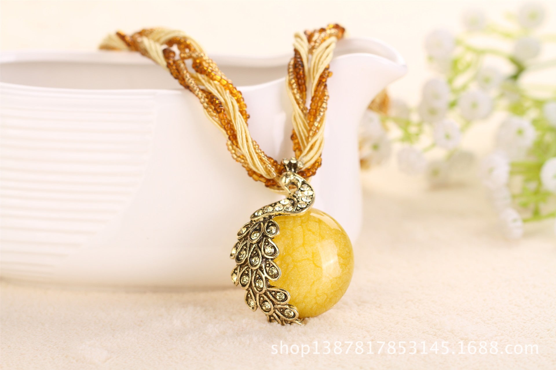 Ladies Ethnic StyleRrice Bead Woven Retro Necklace