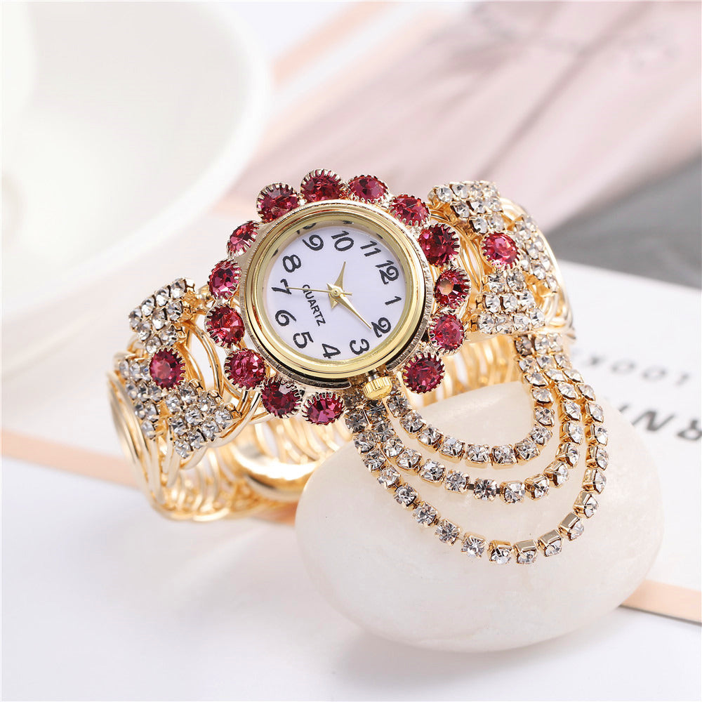 Reloj de cuarzo de cadena con garra de diamante para mujer, versátil
