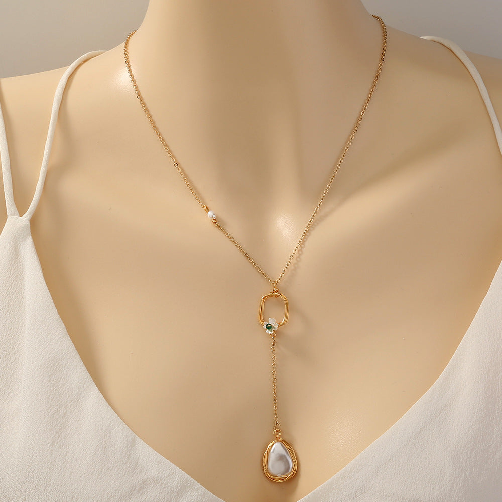 Damenmode Vintage Hofstil Reinweiße Perle Grün Naturstein Anhänger Halskette