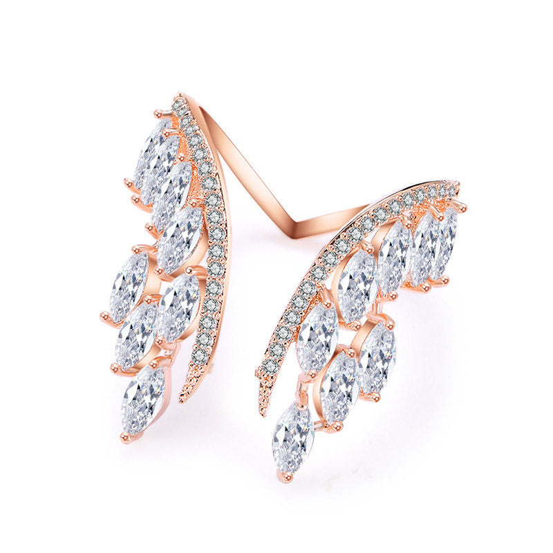 Kreativer offener Ring mit Engelsflügeln, exquisite Damen-Strass-Ringe, personalisierter Schmuck