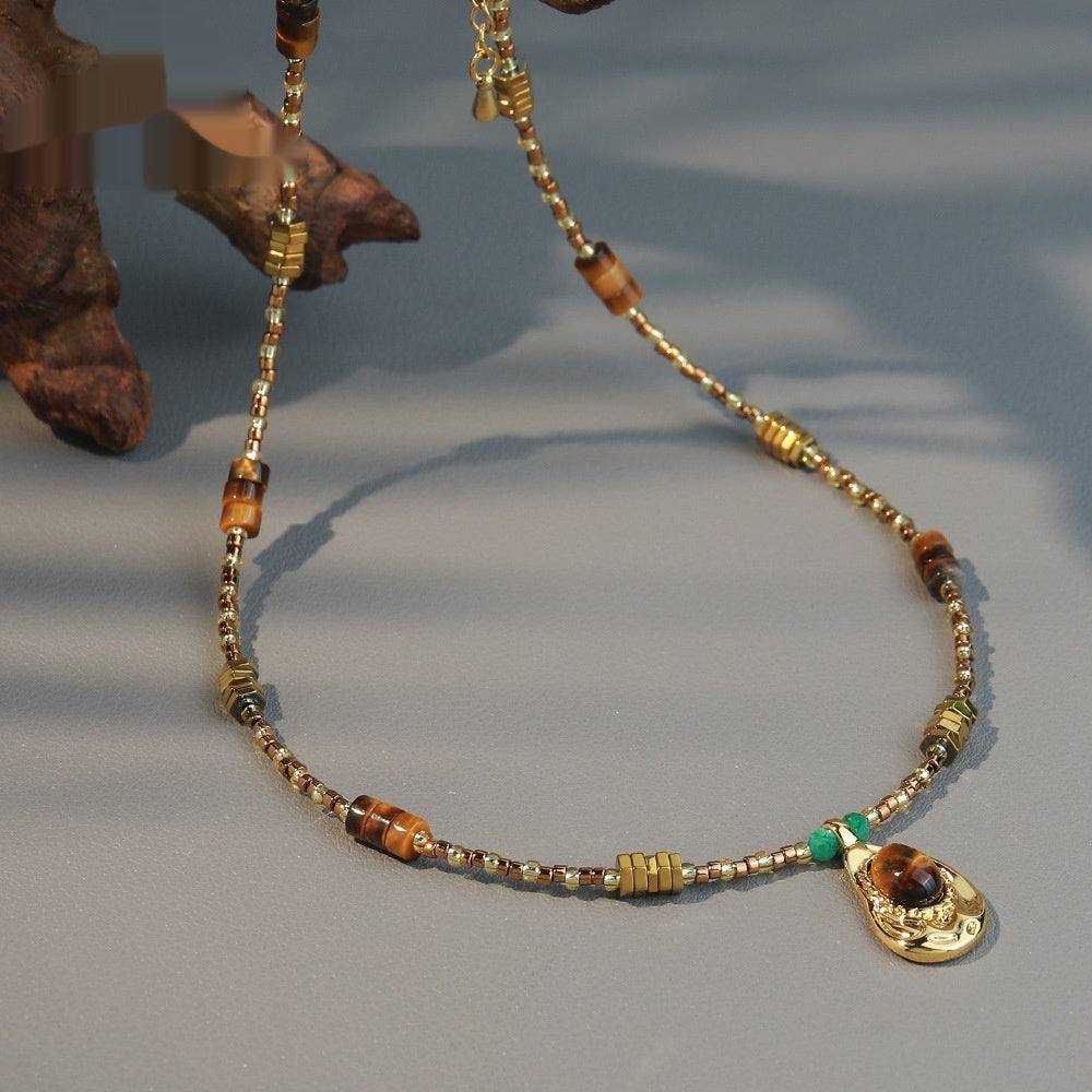 Halskette und Armband aus böhmischen Tigeraugenperlen im Retro-Stil