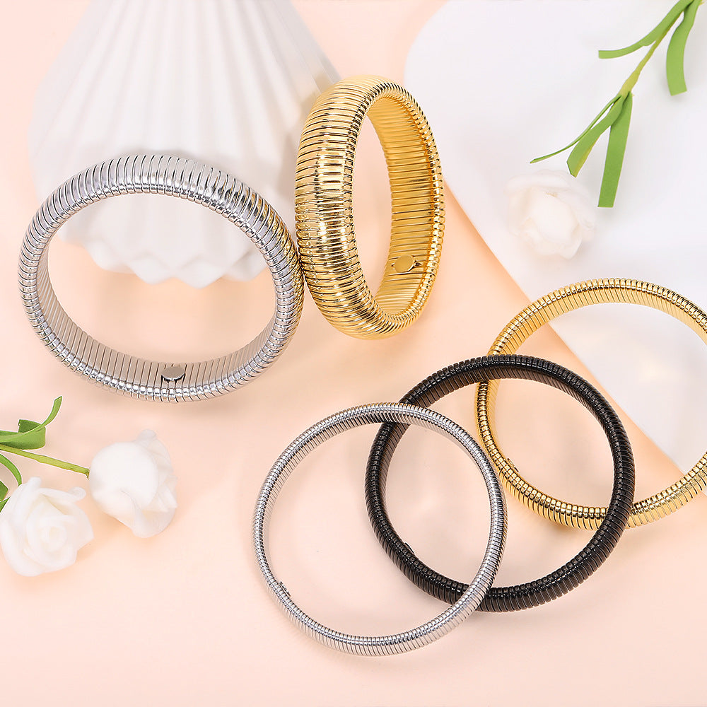 Pulsera elástica de acero inoxidable con baño de oro de 18K