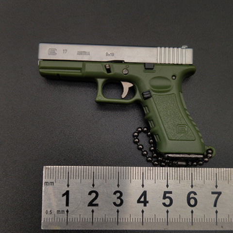 G17 Llavero de aleación con forma de pistola, modelo de juguete, regalo, colgante