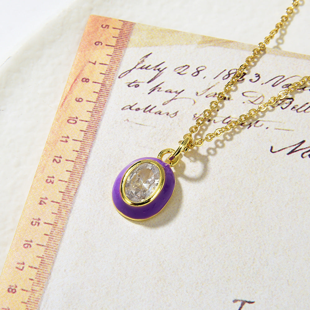 Damenmode Geometrisches Muster Oval Kupfer Mikro-Eingelegter Zirkon Gold Anhänger Halskette