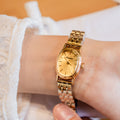 Reloj Ovalado de Acero Antiguo para Mujer