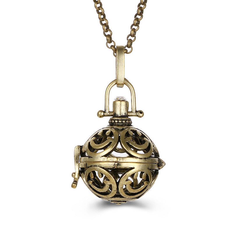 Collar hueco de aromaterapia con jaula de circonita, difusor de aceites esenciales, caja de perfume, accesorios antiguos para ropa tradicional Han