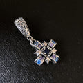 Antiker Meeresjungfrauen-Anhänger mit blauem Zirkon aus Sterlingsilber
