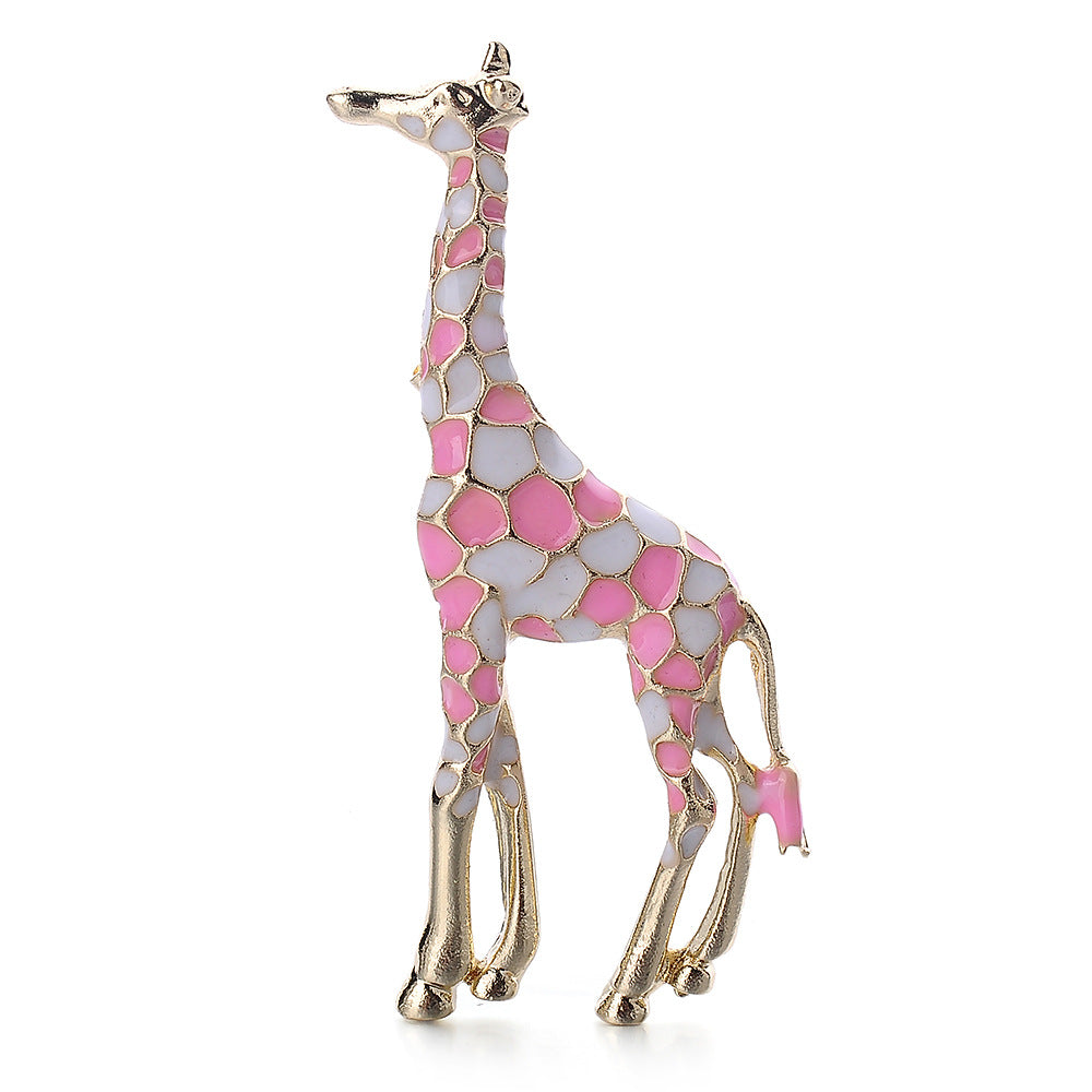 Giraffe brooch pin
