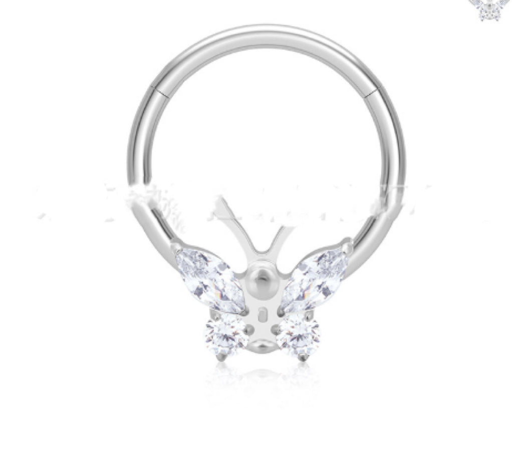 Pendiente de nariz con anillo cerrado con incrustaciones de mariposa de circonita de moda, pendientes de tuerca, aleación de titanio, accesorios para perforaciones corporales.
