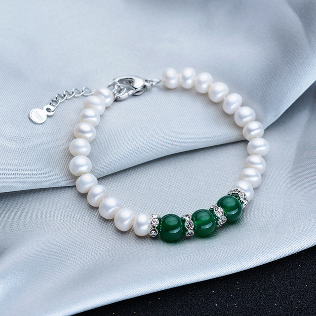Juego de collar, pulsera y pendientes de ágata y perlas