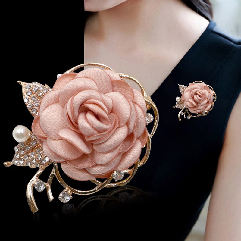 Stoffrosen-Blumenbrosche Fashion