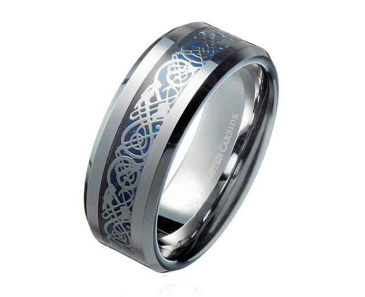 Keltischer Ring aus Silber und Wolfram