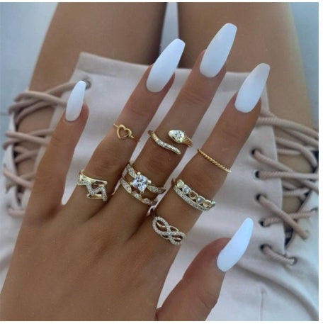 Diamantbesetzter Ring