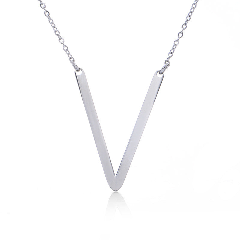 Fabuloso collar con colgante de letra inicial de acero inoxidable chapado en oro rosa