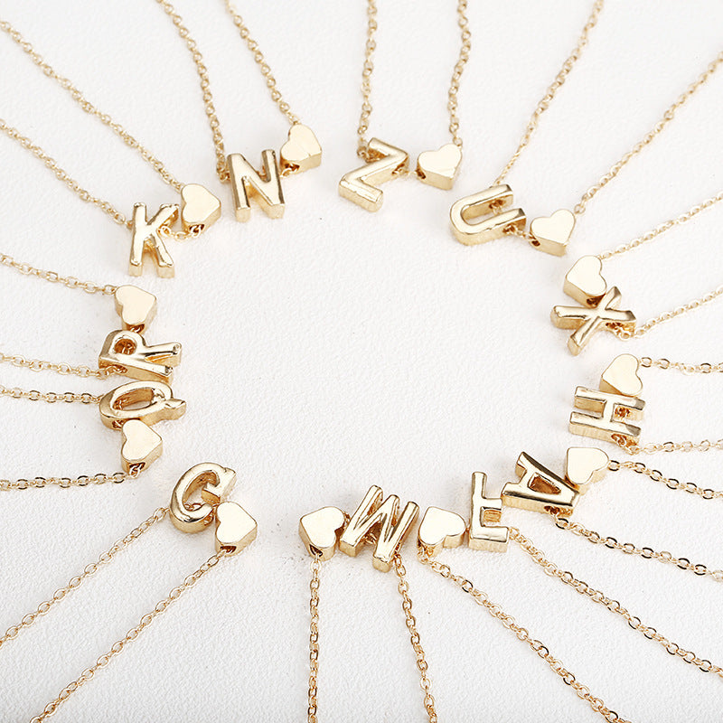 Modeschmuck, schlichte Pfirsichherz-Form, 26 Buchstaben Halskette, temperamentvolle Liebe, Damenmode-Accessoires