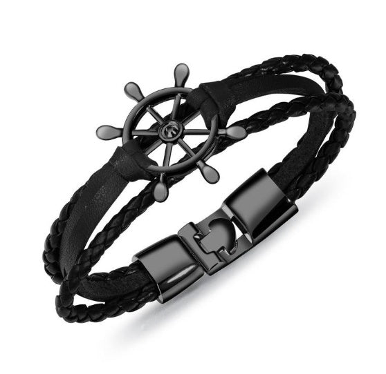 Pulseras de cuero y aleación con dijes
