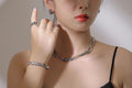 Nuevo juego de pendientes y collar con diamantes estilo coreano