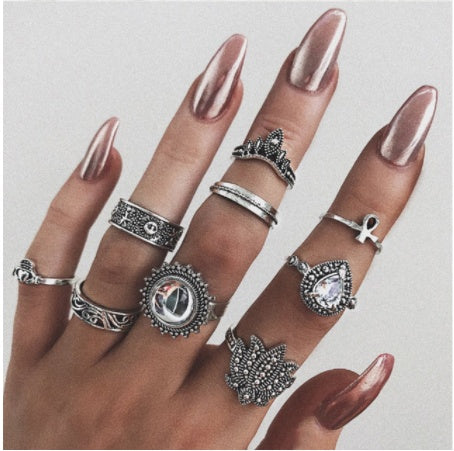 Diamantbesetzter Ring