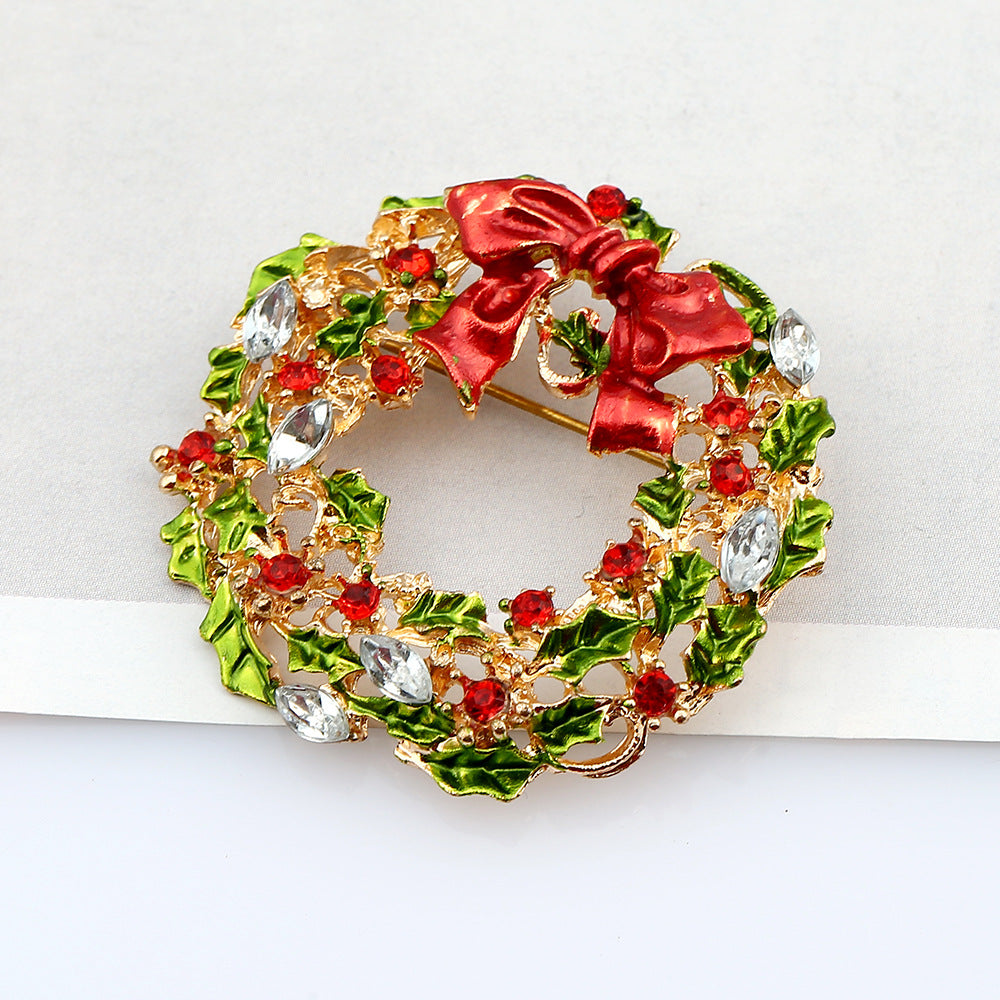 Bow tie wreath brooch