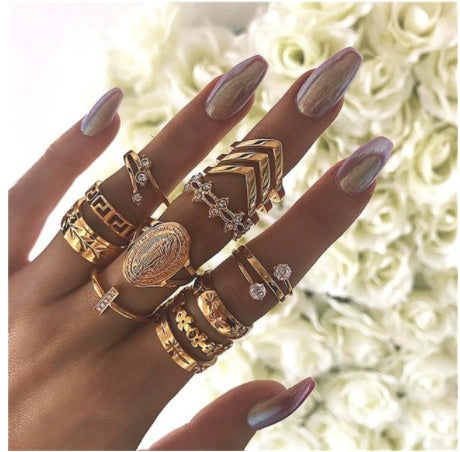 Diamantbesetzter Ring