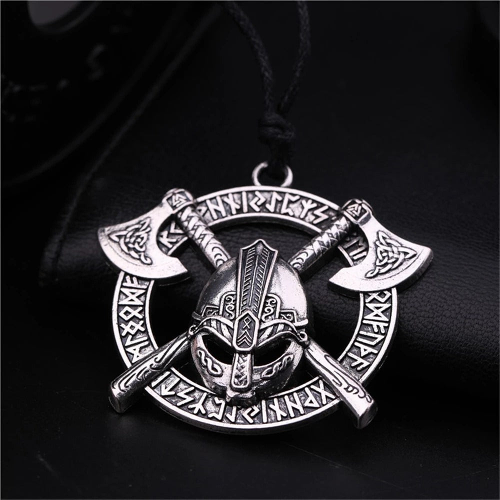 Wikingerhelm-Halskette Odin