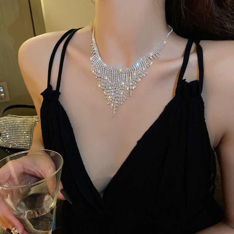 Fashion Grandeur Persönlichkeit Trendige Halskette Frühling Neue Diamant Quaste Halskette