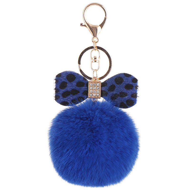 Llavero Colgante para Mochila con Bola de Pelo y Lazo de Leopardo